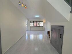 Blk 325 Tampines Street 32 (Tampines), HDB Executive #612000871